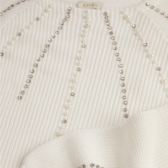 Laura Pearl & Rhinestone Detail Sweater - Picture 3 of 13